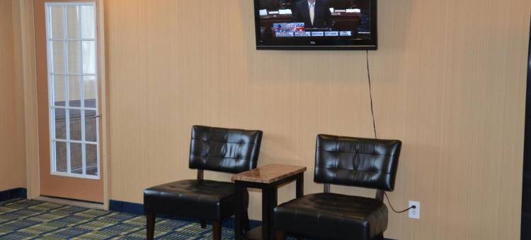 法布里奇威廉姆斯维尔布法罗机场快捷酒店(FairBridge Inn Express Buffalo Airport Williamsville)图片