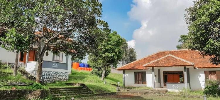 布米奇博莱德米特拉红门酒店-靠近帕穆利汉收费站(Bumi Ciboled Mitra RedDoorz Near Gerbang Tol Pamulihan)图片