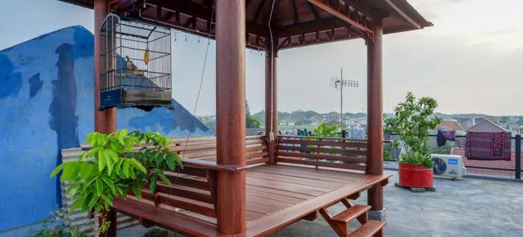 红多兹酒店-近梭罗阿迪苏西普托街(RedDoorz Near Jalan Adi Sucipto Solo)图片