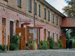 佩讷塔尔酒店餐厅(Hotel Und Restaurant am Peenetal)