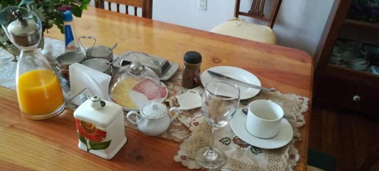 雷诺阿旅馆(Hostal Renoir)图片