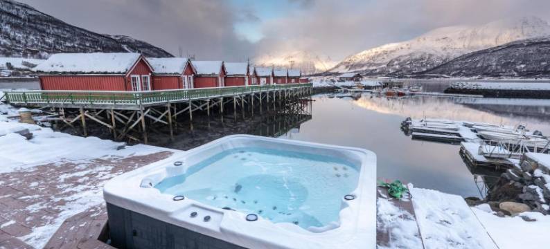 曼德伦秀波酒店(Manndalen Sjøbuer)图片