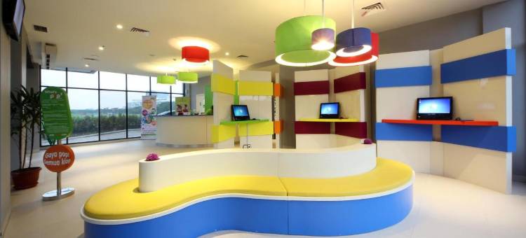 POP！BSD城丹格朗酒店(Pop! Hotel BSD City Tangerang)图片