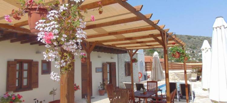 哈拉兰博斯度假小屋酒店(Charalambos Holiday Cottage)图片