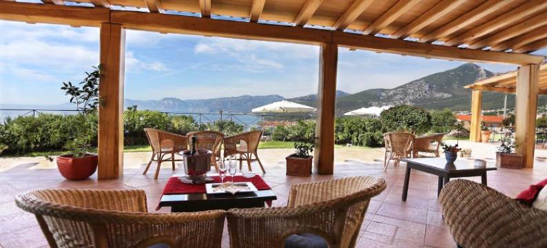 古斯图伊马里斯别墅酒店(Hotel Villa Gustui Maris)图片