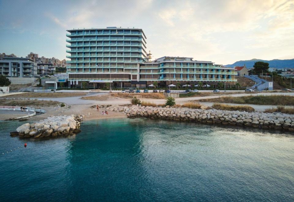 Amphora HotelOver view