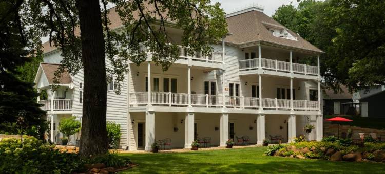 奥克伍德旅馆奥科博吉 - 限成人(The Oakwood Inn Okoboji)图片