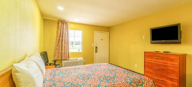 Regency Inn By OYO 罗克代尔TX(Regency Inn by OYO Rockdale TX)图片