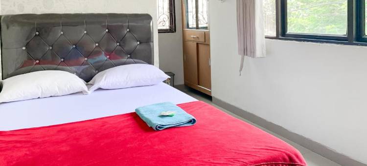 阿尤帕马努坎格斯特豪斯瑞德帕特纳尔(Penginapan Losmen Ayu Pamanukan RedPartner)图片