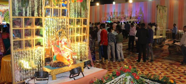 Ratna Hotel & Banquet图片
