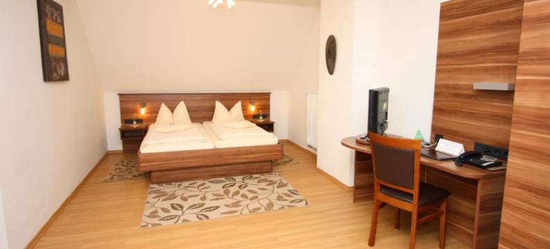 厄灵格兰德酒店(Hotel Landgasthof Euringer)图片