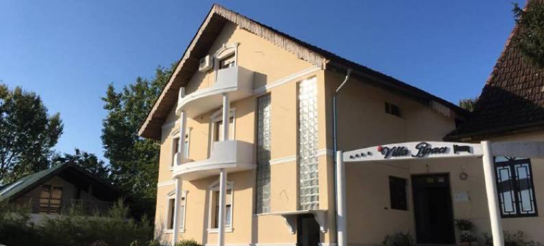 B&B Villa Pipacs图片