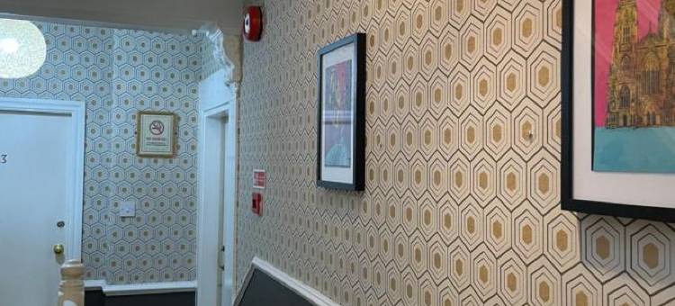 伯顿别墅宾馆(Burton Villa Guest House)图片