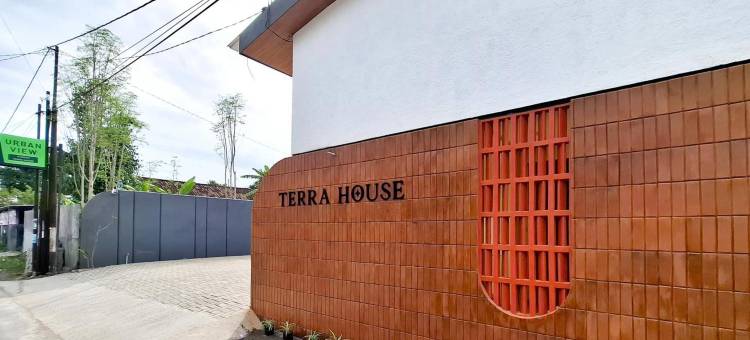 Urbanview Terra Hotel Syariah Near Stasiun Sragen by RedDoorz图片