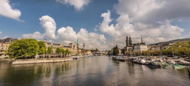 天空之家车站附近乐闻普拉茨公寓(Löwenplatz Apartment Near Station by Airhome)图片