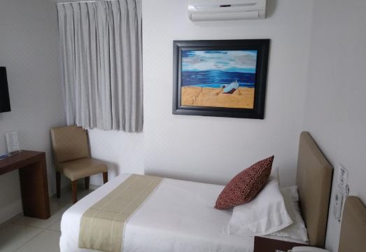 Suites Chapultepec Hotel Overview