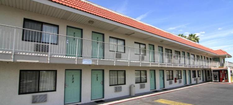 凤凰坦佩6号汽车旅馆- 百老汇 - ASU(Motel 6 Tempe, AZ - Broadway - ASU)图片