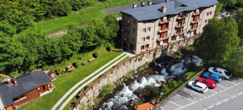 拉尼优公寓(Apartaments la Neu-Mountain Lodges & Restaurant)图片