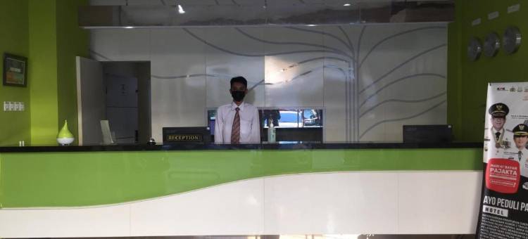 红多兹Plus@望加锡奥尔登酒店(RedDoorz Plus @ Hotel Alden Makassar)图片