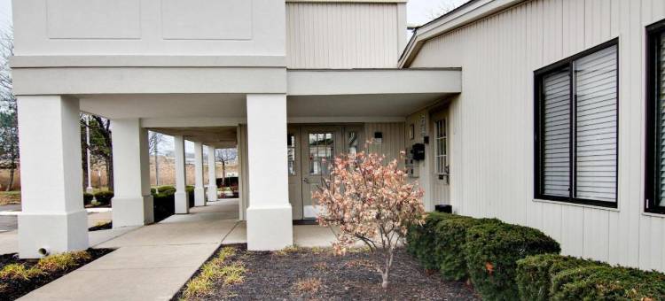 萨伯班斯套房酒店-曼图尔-克利夫兰东北(Suburban Studios Mentor - Cleveland Northeast)图片