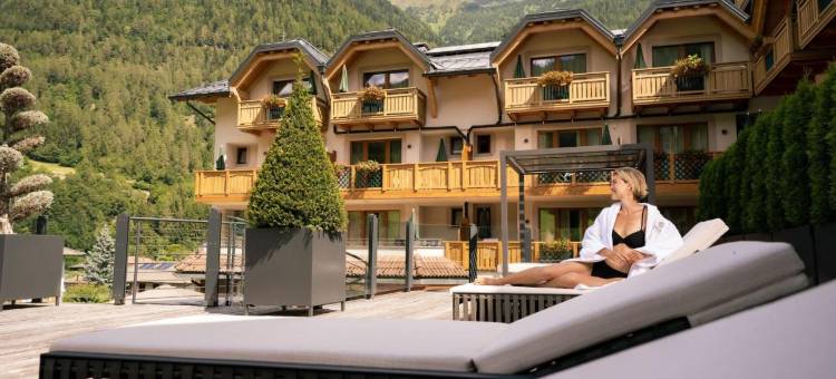 特韦尼多洛米特魅力酒店(Tevini Dolomites Charming Hotel)图片