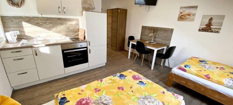 希豪斯马明格酒店(Seehaus Mamming - Hotel - Schlaffässer - Biergarten - Camping)图片