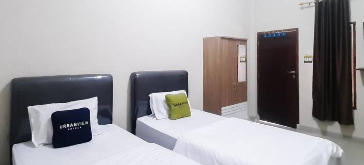 Urbanview Hotel Fira Syariah Muara Enim by RedDoorz图片