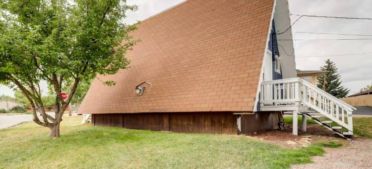 迷人的埃文斯顿A型房：狗狗友好！(Charming Evanston A-Frame Dog Friendly!)图片