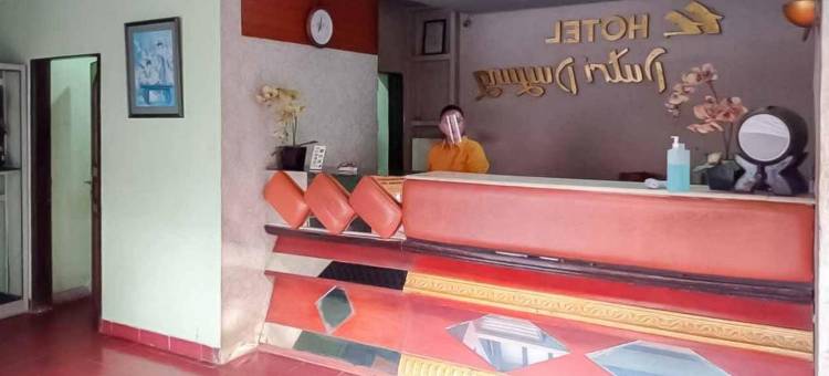 红多兹Plus酒店-近安耶尔图古梅库苏尔(RedDoorz Plus Near Tugu Mercusuar Anyer)图片