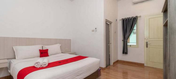 红多兹酒店-近楠榜ITERA哥打巴鲁收费站出口(RedDoorz Near Exit Tol Kotabaru Itera Lampung)图片