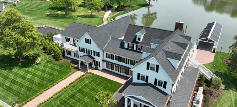 橡树水滨酒店(The Oaks Waterfront)图片