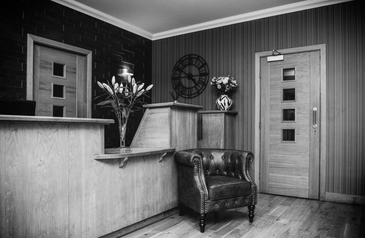 Nevis Bank Inn Over view