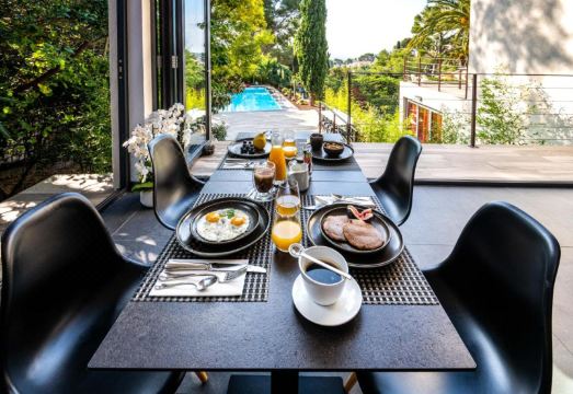 The Address Cassis Hotel Overview