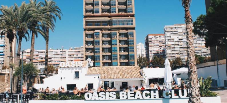 贝尼东绿洲公寓(Apartamentos Oasis Benidorm)图片