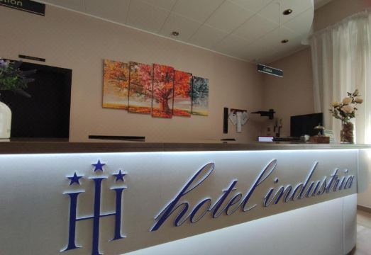 Hotel IndustriaHotel Overview