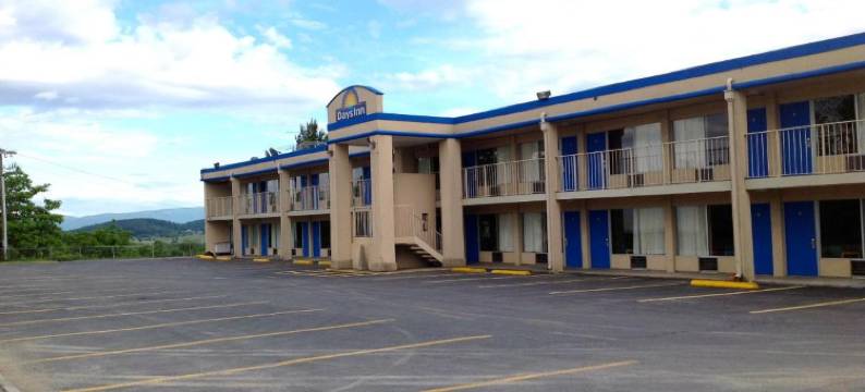 斯汤顿南戴斯酒店(Days Inn by Wyndham Staunton)图片