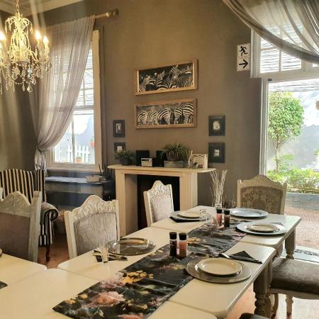 Waterhouse Guest Lodge in MuckleneukOver view