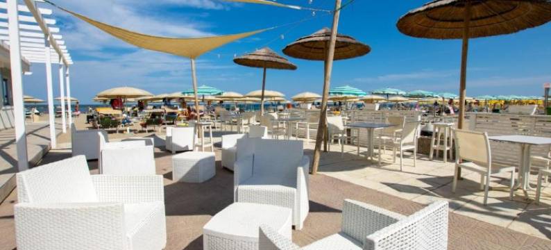 马里那海滩家庭酒店(Hotel Marina Beach - Azzurro Club)图片