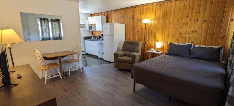 迪尔维尤小屋旅馆(Deerview Lodge & Cabins - Princeton BC)图片