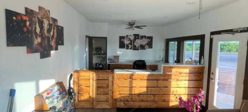 雷吉汽车旅馆(Ridge Motel)图片