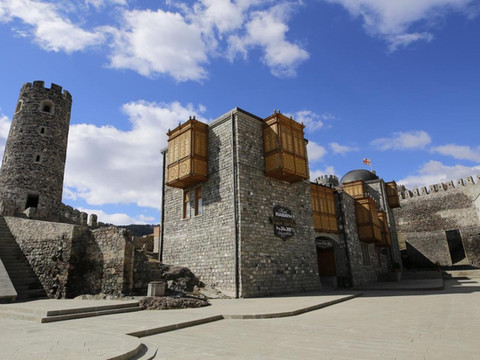 吉诺康体拉巴斯酒店