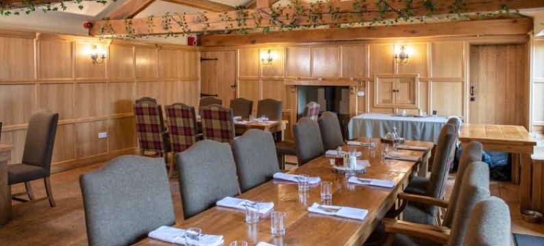 庄园屋红狮酒店(The Red Lion & Manor House)图片