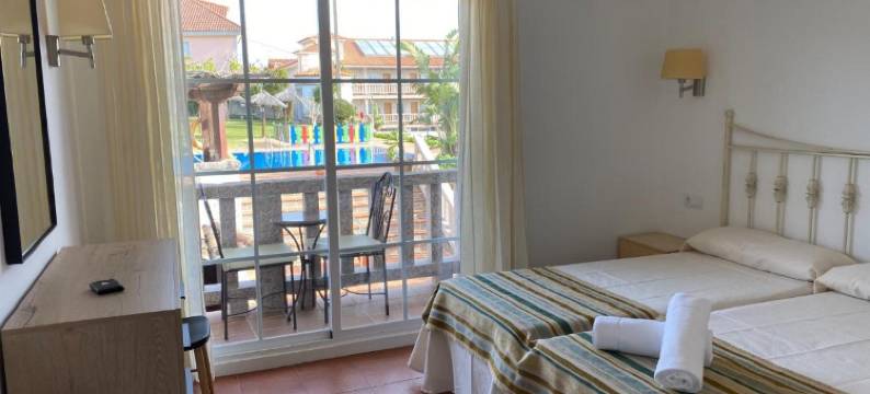 卡比卡斯卓别墅(Aparthotel Cabicastro Tres Estrellas Superior)图片