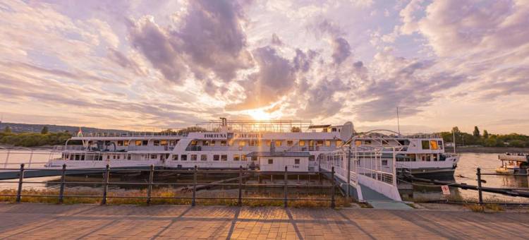 幸运游船酒店(Fortuna Boat Hotel Budapest)图片