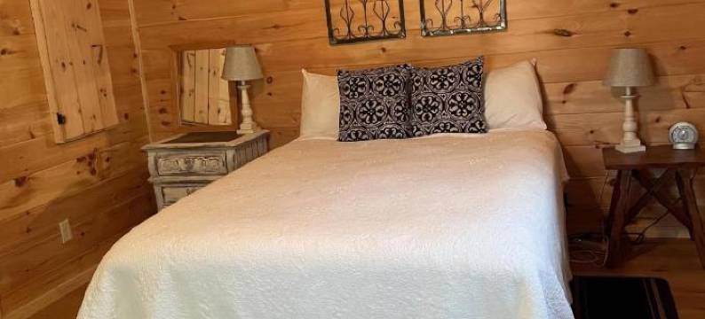 Close to Wineries, Pet Friendly, A-C图片