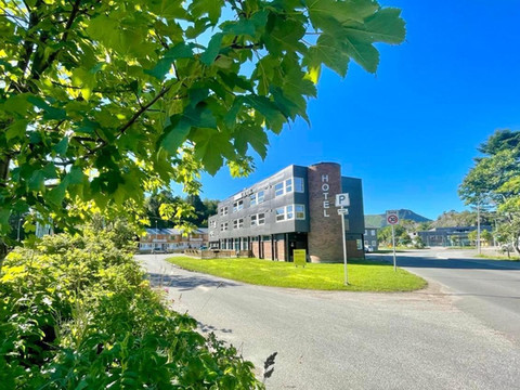 罗弗敦滨海酒店