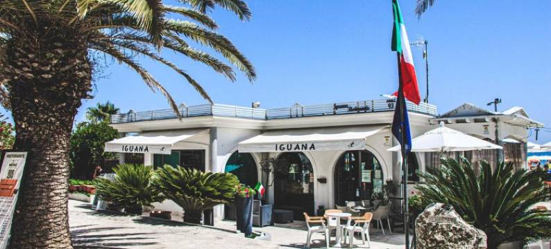 国际酒店及套房(International Hotel & Suite)图片