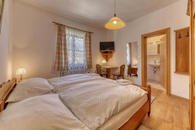 Hotel Bayerischer Hof Over view