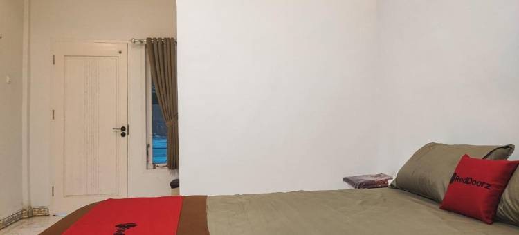 红门酒店-纳法家庭旅馆(RedDoorz Syariah at Naffa Homestay)图片