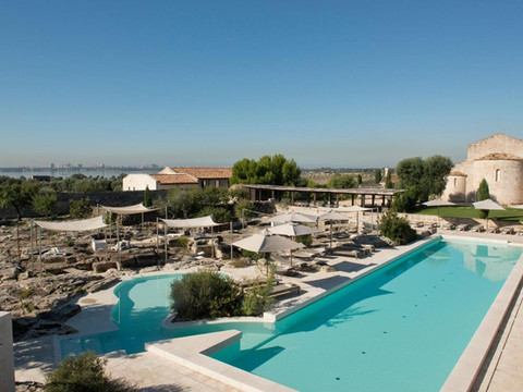 瑞拉斯西斯图圣彼得苏玛皮科洛酒店